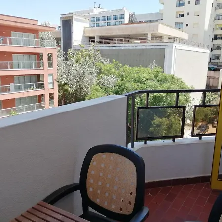 דירה Cozy Apartment 5Min. Walking From Praia Da Rocha *